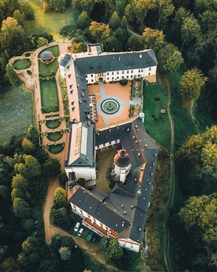 Chateau Zbiroh Exteriör bild